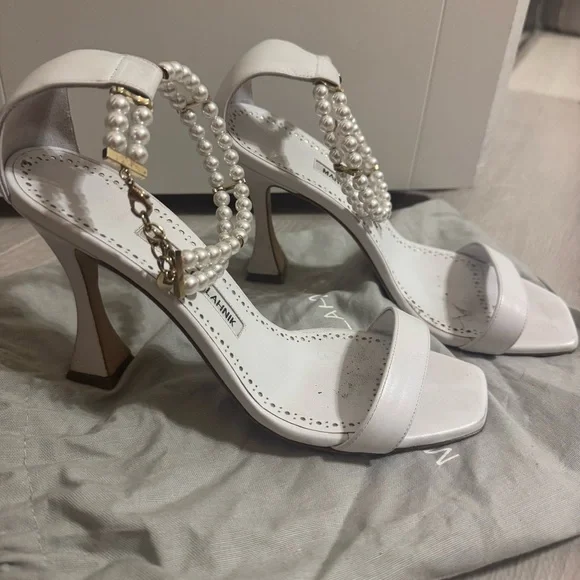 Manolo Blahnik White Pearl-Adorned Heels